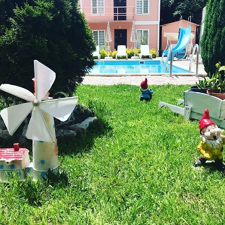 Ali Baba Butik * Marmara Adasi